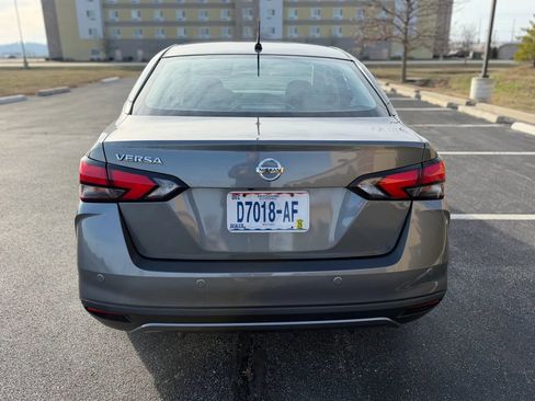Used 2021 Nissan Versa S image 4