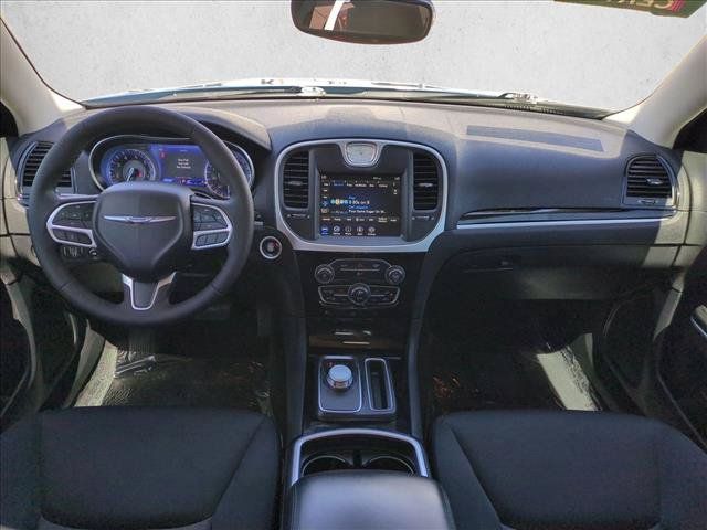 Used 2023 Chrysler 300 Touring w/ Sport Appearance Package RWD image 17
