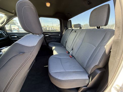 Used 2024 RAM 2500 Big Horn w/ Bed Utility Group image 30