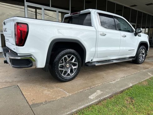 Used 2023 GMC Sierra 1500 SLT AWD/4WD image 7