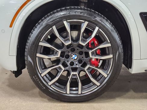 Used 2024 BMW X5 xDrive40i w/ M Sport Package image 28