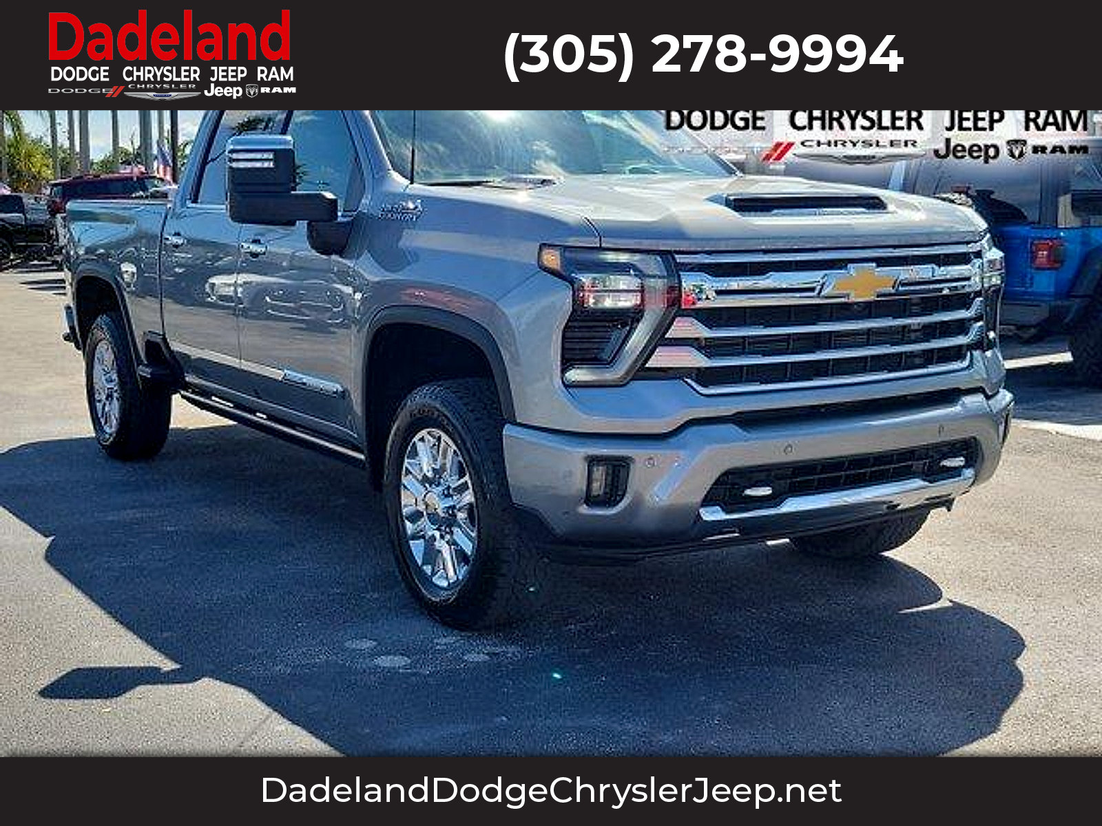 Used 2024 Chevrolet Silverado 2500 High Country w/ High Country Premium Package AWD/4WD image 1