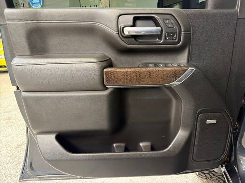 Used 2022 GMC Sierra 2500 Denali image 17