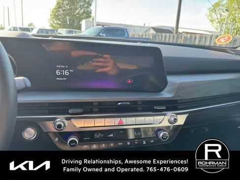 Used 2025 Kia Telluride SX X-Line AWD/4WD image 12