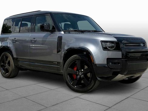 Used 2024 Land Rover Defender 110 X image 2