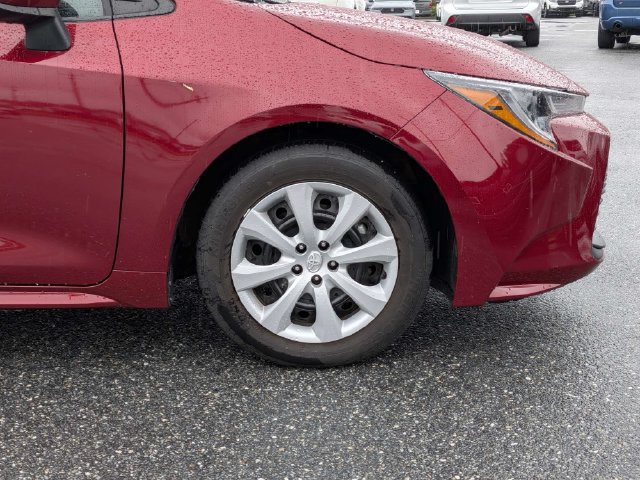 Used 2024 Toyota Corolla LE FWD image 11