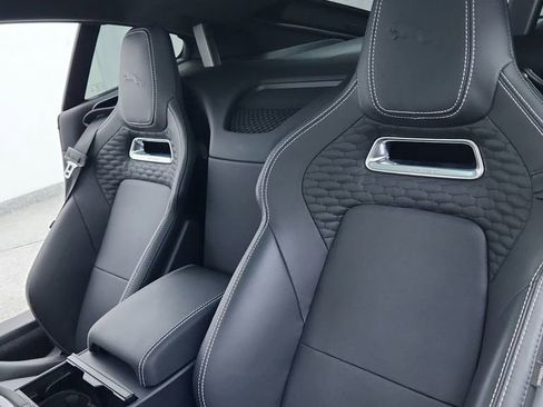 Used 2023 Jaguar F-TYPE Coupe image 21