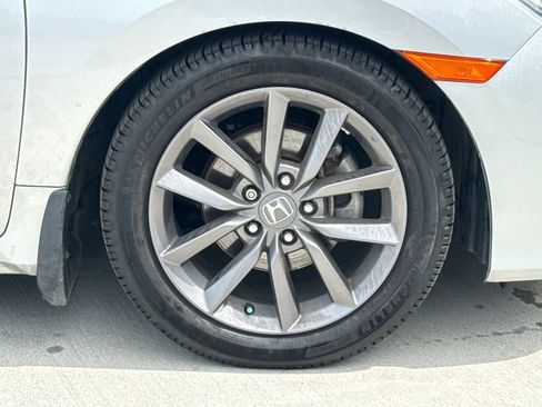 Used 2020 Honda Civic EX image 11