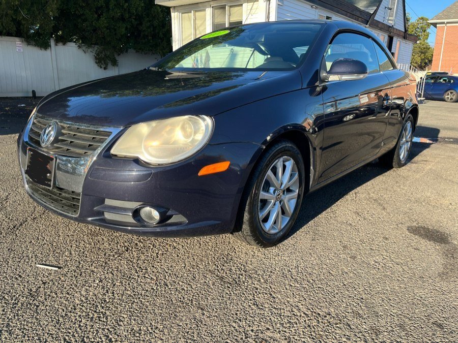 Used 2007 Volkswagen Eos 2.0T FWD image 2