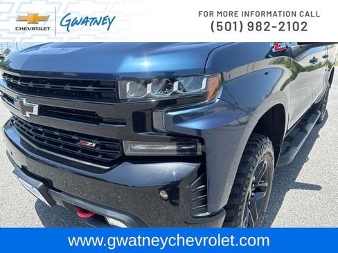 Used 2020 Chevrolet Silverado 1500 LT Trail Boss AWD/4WD image 14