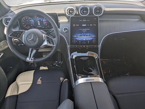 Certified 2025 Mercedes-Benz GLC 300 4MATIC image 15