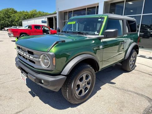 Used 2024 Ford Bronco Big Bend AWD/4WD image 3
