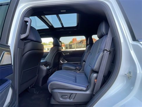 New 2026 INFINITI QX80 4WD w/ Sport Exterior Package image 19