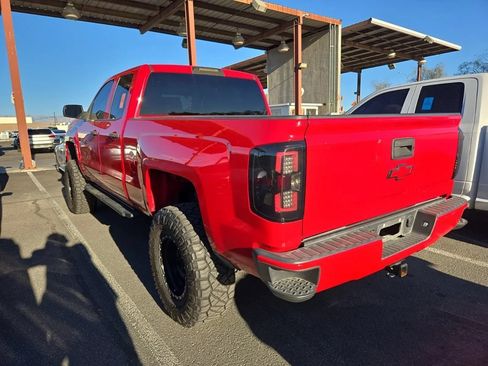 Used 2017 Chevrolet Silverado 1500 Custom RWD image 2