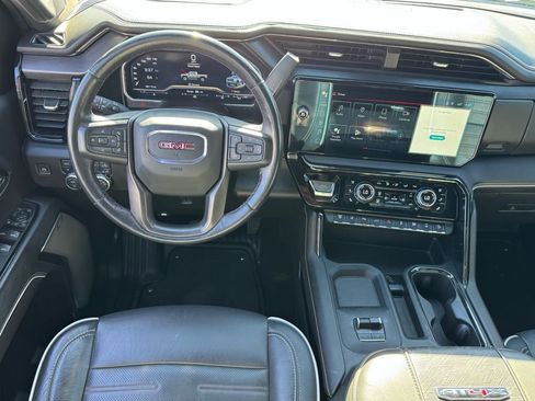 Used 2024 GMC Sierra 2500 AT4X AWD/4WD image 15