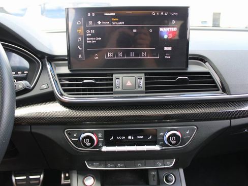 Used 2022 Audi SQ5 Premium Plus w/ Premium Plus Package image 17