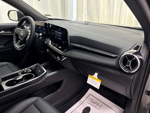 New 2026 Chevrolet Equinox LT w/ Convenience Package II image 10