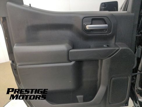 Used 2019 Chevrolet Silverado 1500 Custom w/ Custom Value Package AWD/4WD image 26