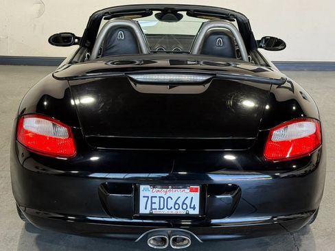 Used 2006 Porsche Boxster RWD image 16