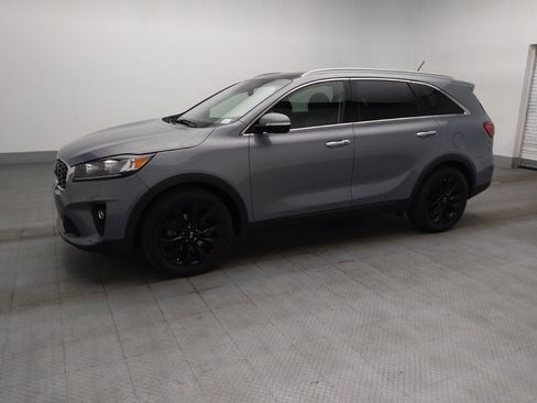 Used 2020 Kia Sorento EX FWD image 2