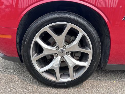 Used 2015 Dodge Challenger R/T Plus RWD image 11