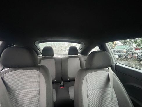 Used 2019 Volkswagen Beetle 2.0T S image 28