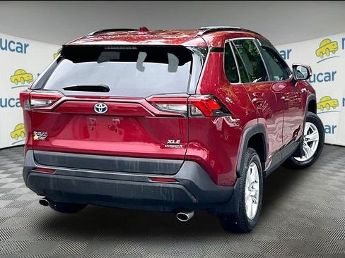 Used 2021 Toyota RAV4 XLE w/ Convenience Package AWD/4WD image 13