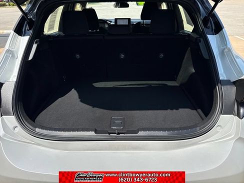 Used 2024 Toyota Corolla SE w/ SE Package FWD image 23