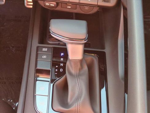 New 2026 Hyundai Elantra SEL Sport FWD image 12