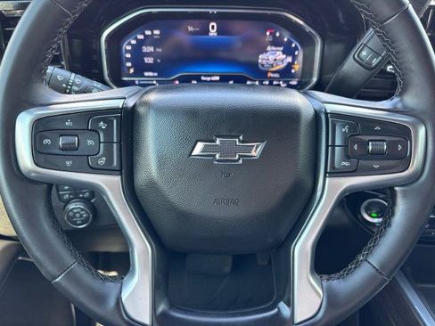 Used 2025 Chevrolet Silverado 2500 LT w/ Trail Boss Package AWD/4WD image 27