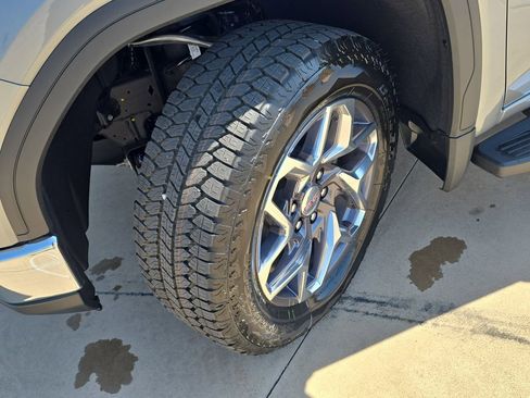 New 2026 GMC Sierra 1500 SLE AWD/4WD image 31