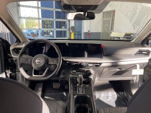 New 2026 Nissan Kicks SV w/ SV Premium Package image 9