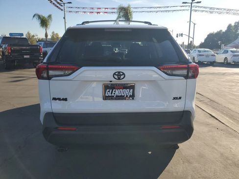 New 2025 Toyota RAV4 XLE image 4
