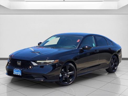 Used 2026 Honda Accord Sport image 9