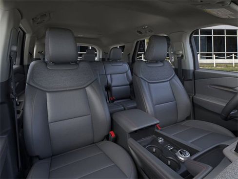 New 2026 Ford Explorer Active w/ Active Comfort Package image 10