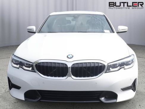 Used 2021 BMW 330e w/ Convenience Package RWD image 2