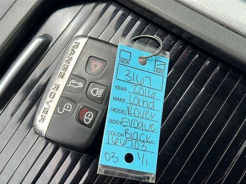 Used 2016 Land Rover Range Rover Evoque HSE Dynamic AWD/4WD image 39