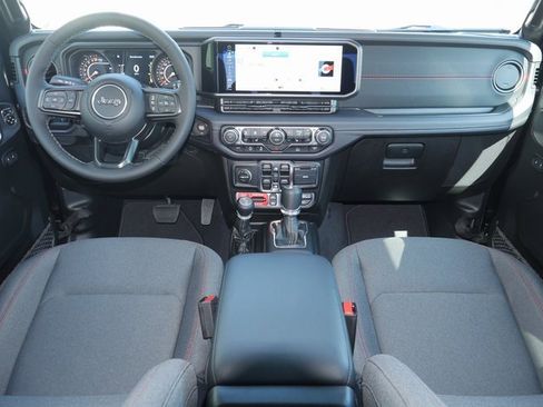 New 2025 Jeep Gladiator Rubicon w/ Convenience Group image 8