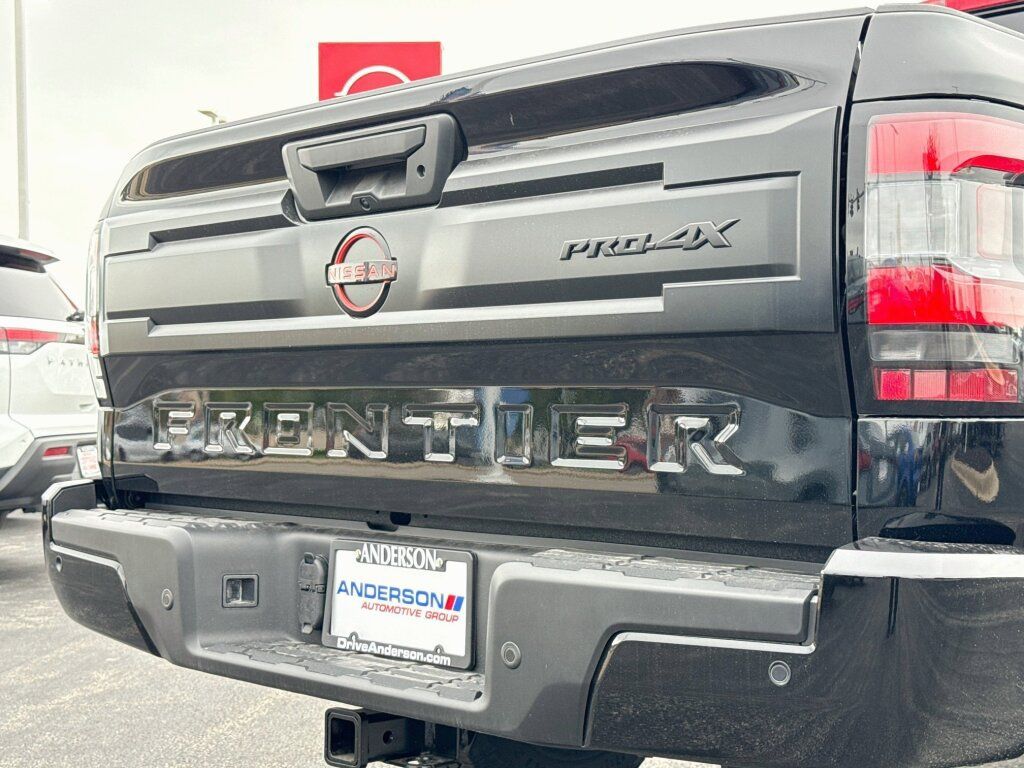 New 2027 Nissan Frontier PRO-4X w/ Pro Convenience Package AWD/4WD image 14