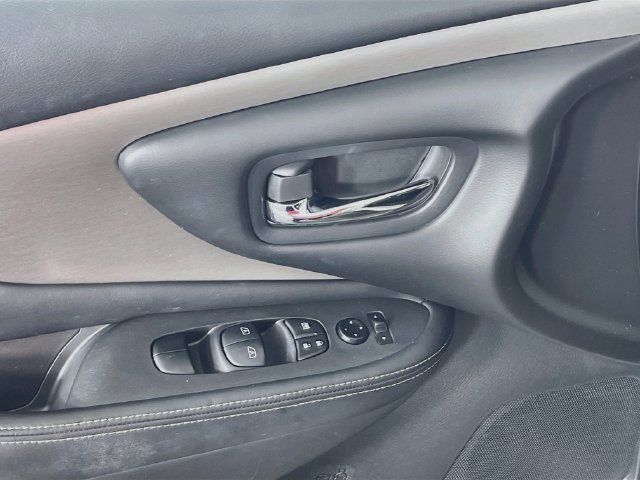 Used 2022 Nissan Murano S w/ Cargo Package AWD/4WD image 18