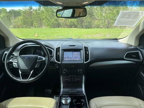 Used 2019 Ford Edge SEL w/ Equipment Group 201A image 11