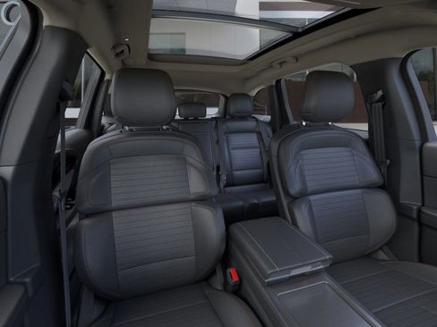 New 2026 Lincoln Nautilus Reserve image 11