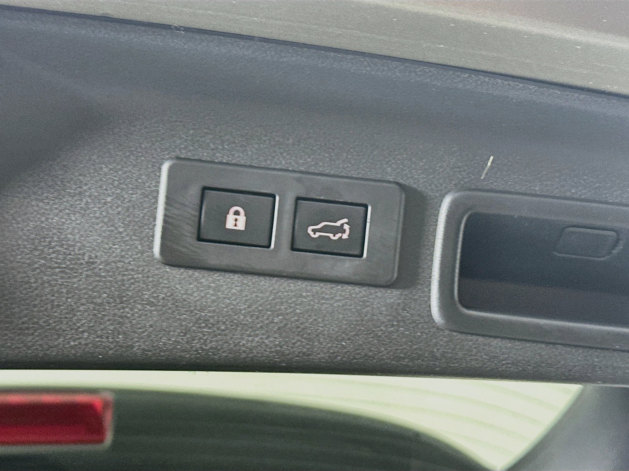 Used 2025 Subaru Forester Limited AWD/4WD image 31
