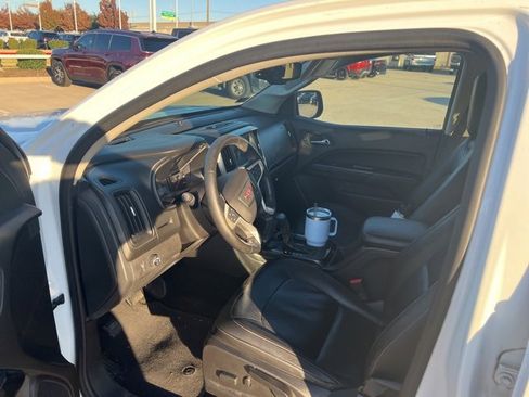 Used 2016 GMC Canyon SLT w/ Driver Alert Package image 6