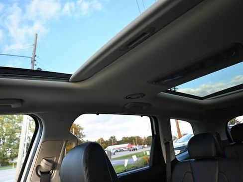 Used 2025 Kia Telluride SX image 37