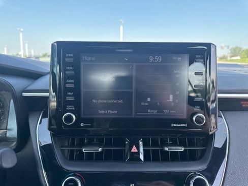 Used 2022 Toyota Corolla SE FWD image 9