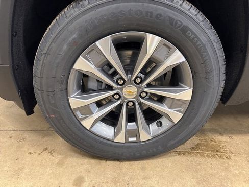 New 2026 Chevrolet Equinox LT image 11