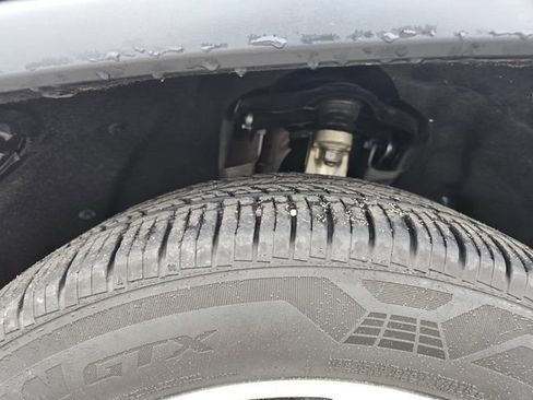 Used 2020 Jeep Grand Cherokee Limited w/ Luxury Group II image 27