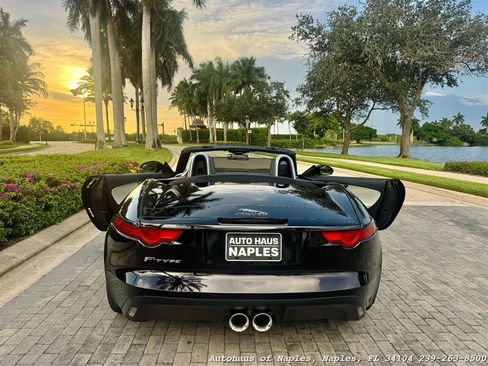Used 2014 Jaguar F-TYPE Convertible RWD image 8