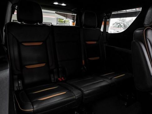 Used 2021 GMC Yukon AT4 w/ AT4 Premium Package AWD/4WD image 42